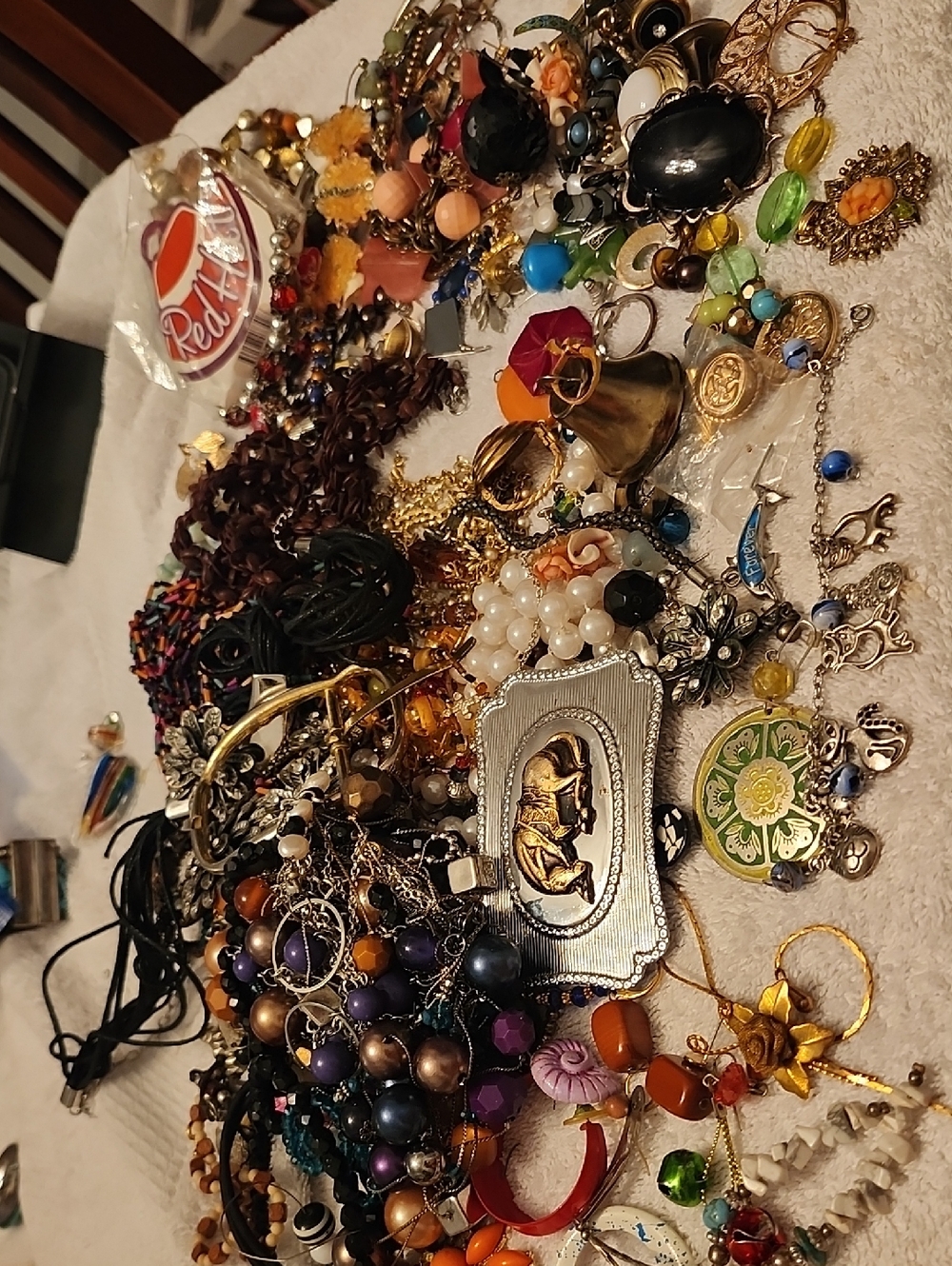 Vintage Multi-Color Women’s Necklace Assortment